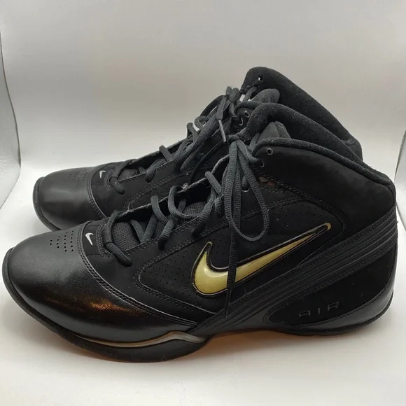 Nike Black and Gold Athletic Shoes
663 - Picture 5 of 9
